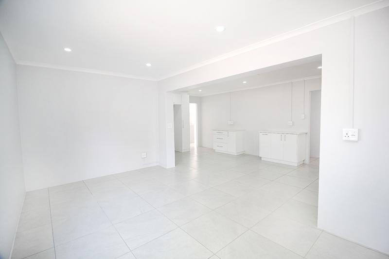 5 Bedroom Property for Sale in Fraaiuitsig Western Cape